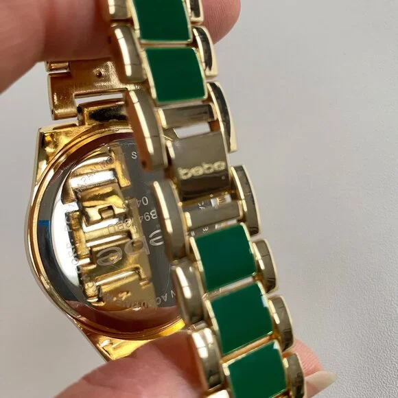 NIB Bebe Emerald Green & Gold Watch Earrings Locket Set - Picture 8 of 14